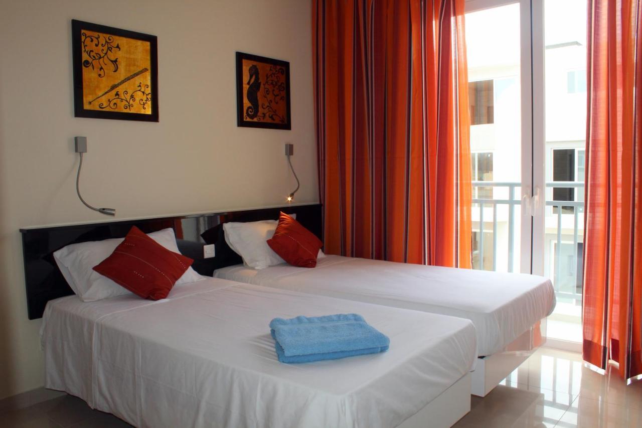Atlantis Lodge Marsalforn Zewnętrze zdjęcie